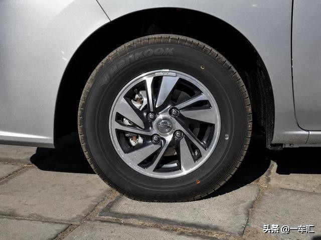 11万多元日产NV200,网友:和宝骏730比,现在的它还有优势吗