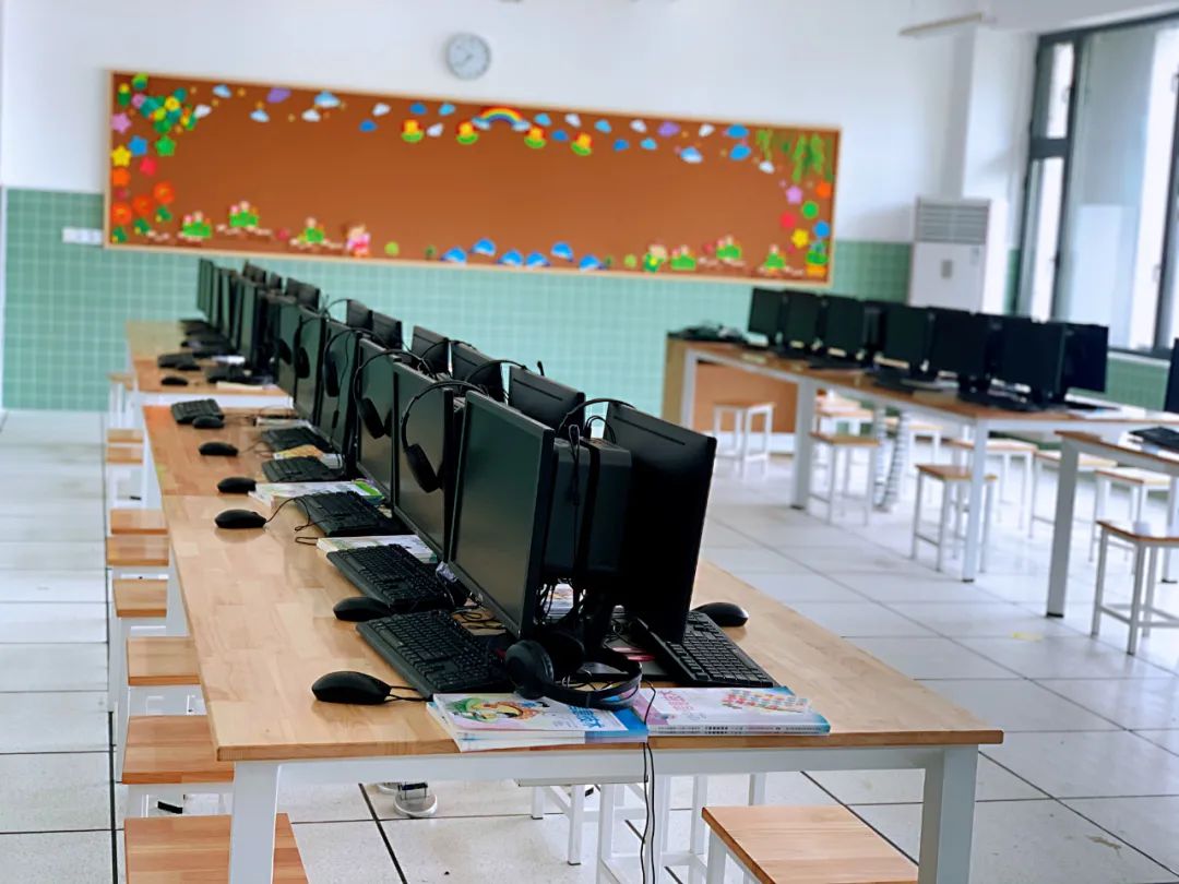 南京外国语仙林分校华侨城小学,南京仙林分校华侨城小学怎么样