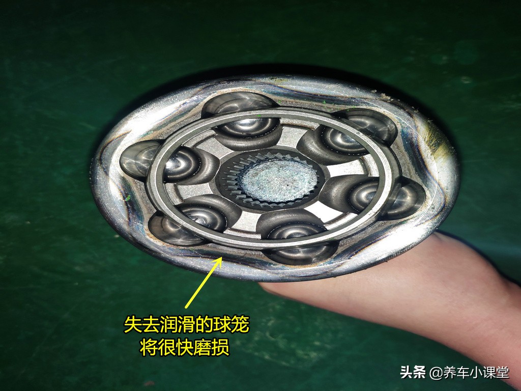 疏忽大意险酿大祸视频,球笼寿命一般多大