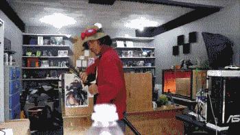 全世界都在挑战瓶盖，但请小心你的韧带