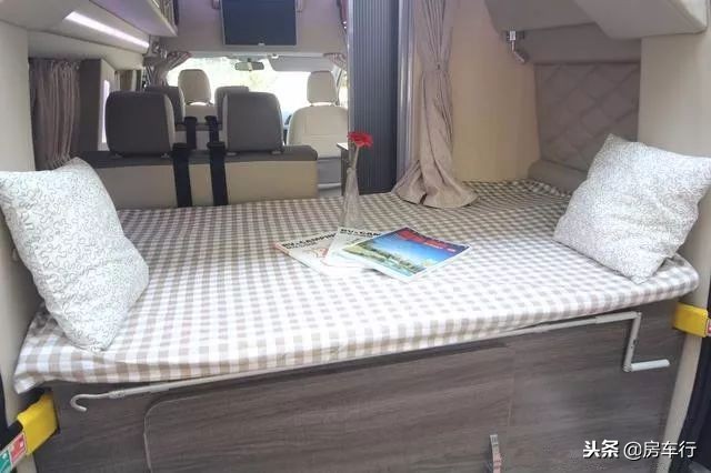 v362全顺房车中轴中顶价格,福特新全顺v362与v348房车的区别