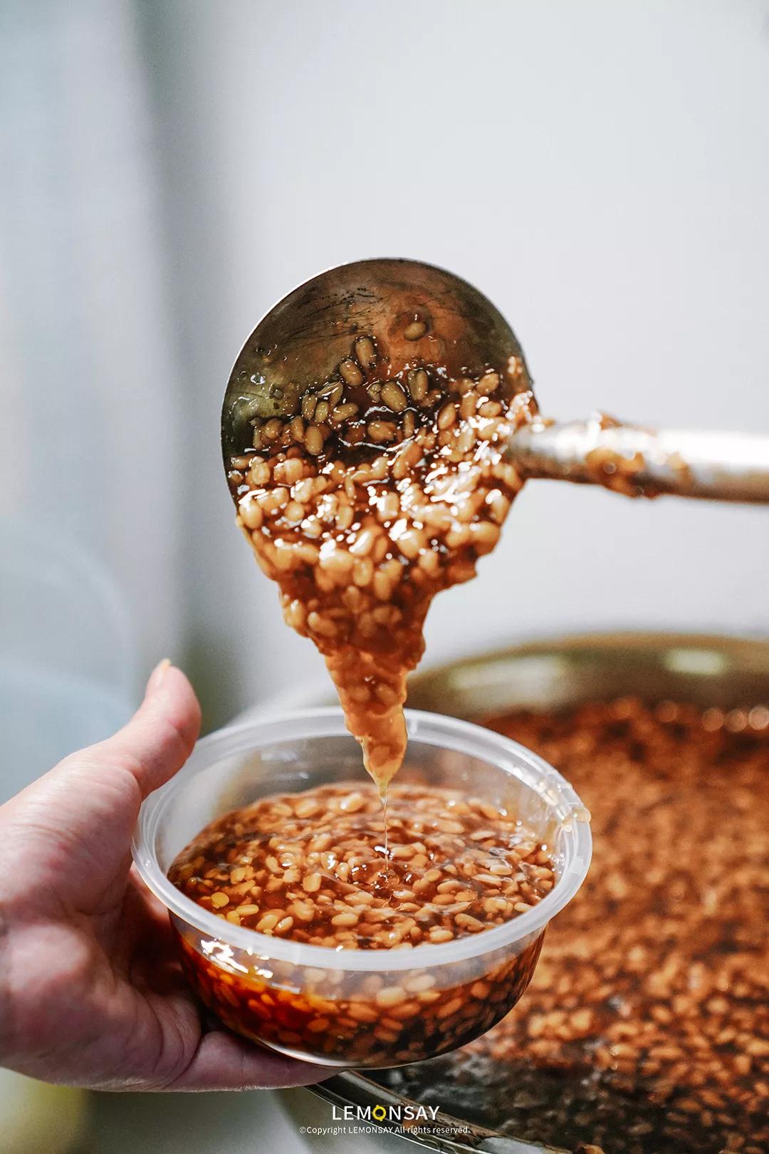 “就卖10块，难怪凌晨2点还满座”