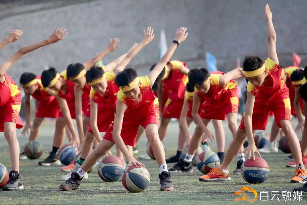 赛场展英姿绽风采,小学生田径赛场展英姿