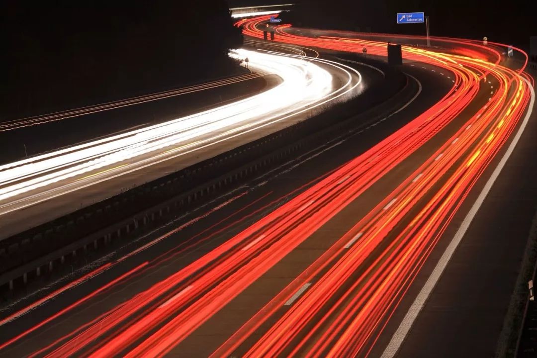 豪车碰瓷套路,豪车碰瓷套路深