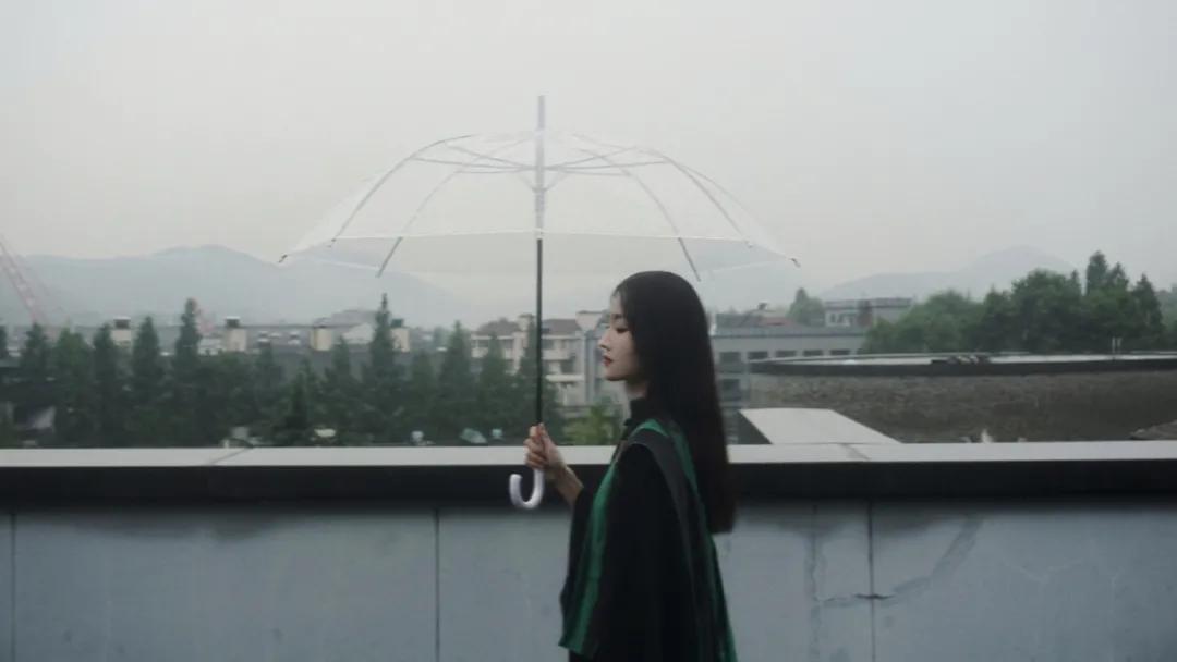 美院中国风学士服,九大美术学院学士服