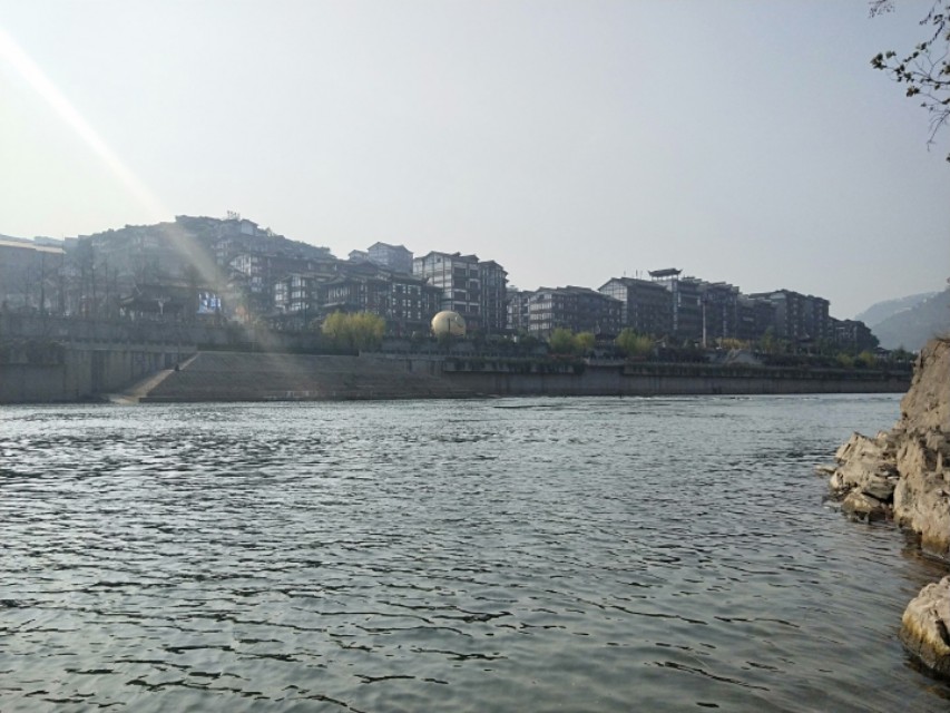 喝酱香型白酒的四大好处,喝酱香型白酒竟然还有这些好处