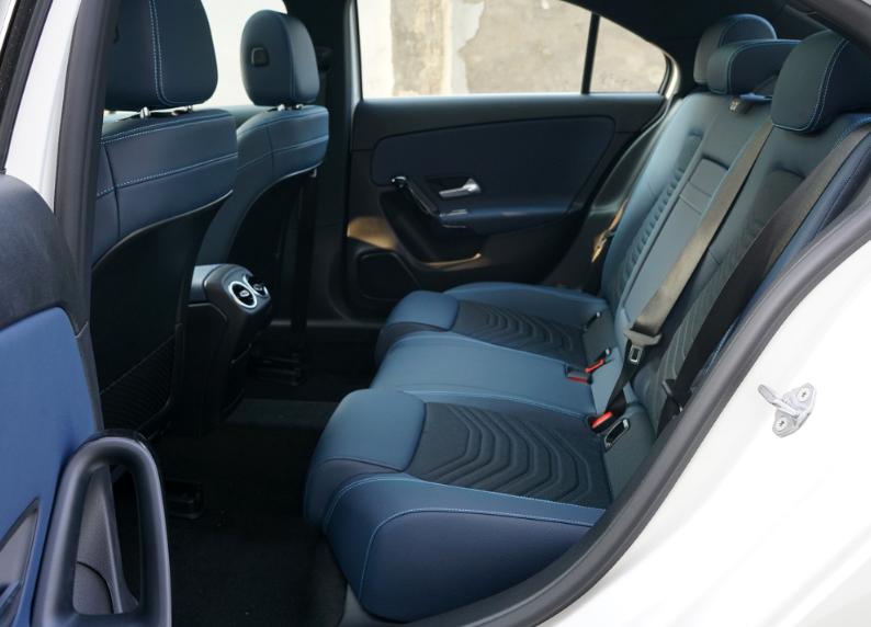 国产奔驰a180l,进口奔驰a180故障率