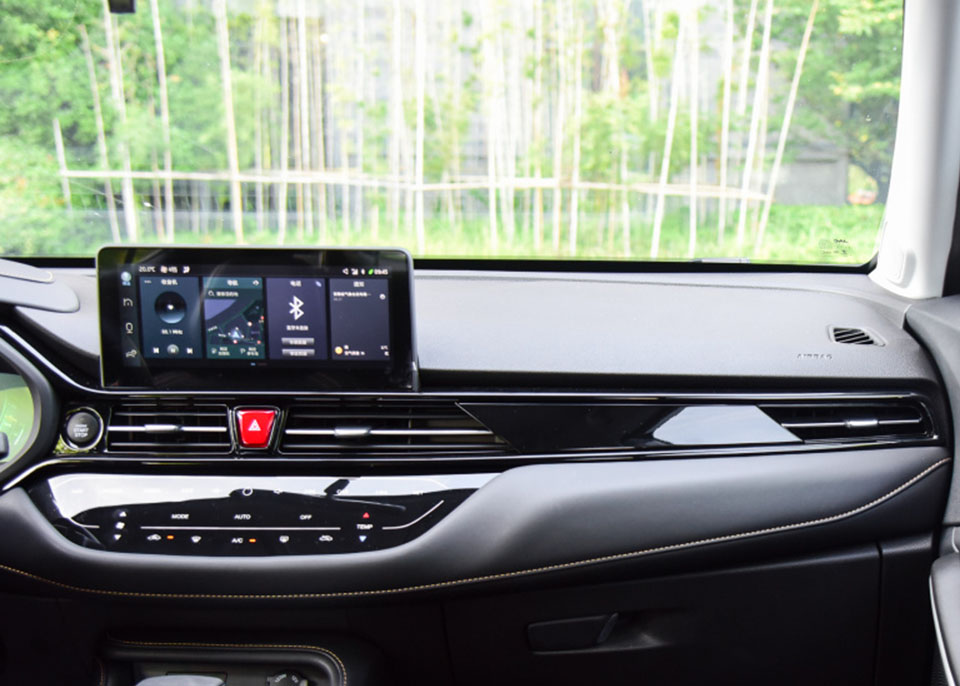 江淮嘉悦X4顶配版,江淮嘉悦x4最新款试驾