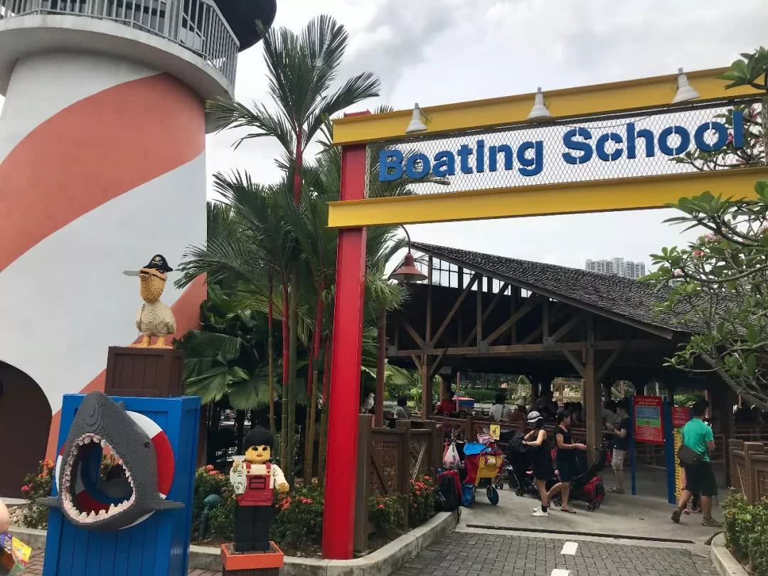 同样是主题乐园，为什么一定要去乐高？