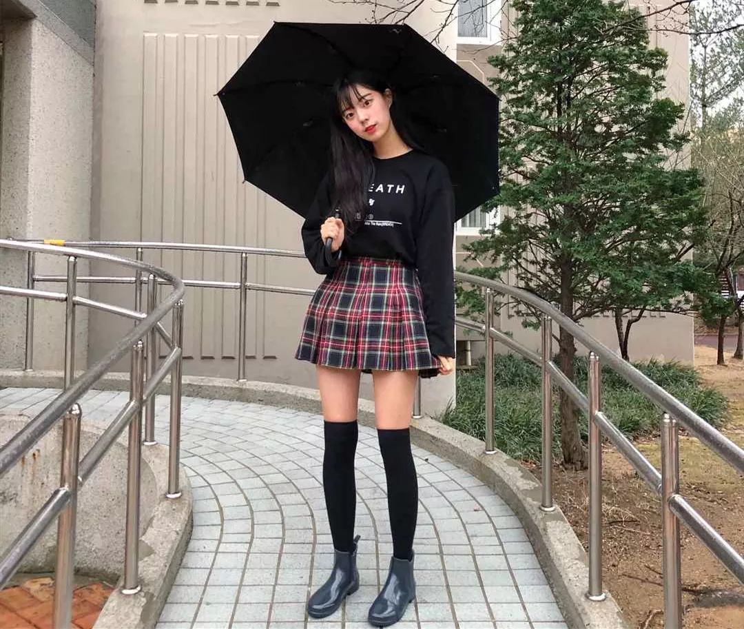 时尚不分穿搭,时尚就是不按季节穿衣服