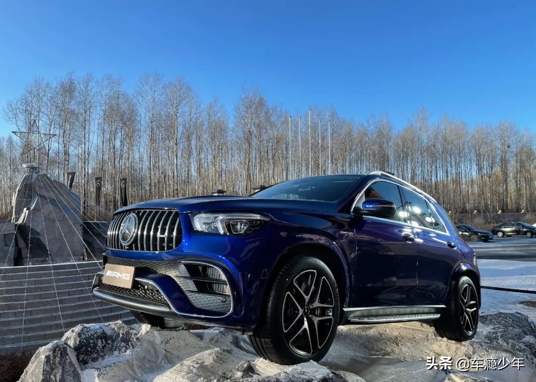 售价146.88万！实拍奔驰GLE63​，X5M最强劲对手