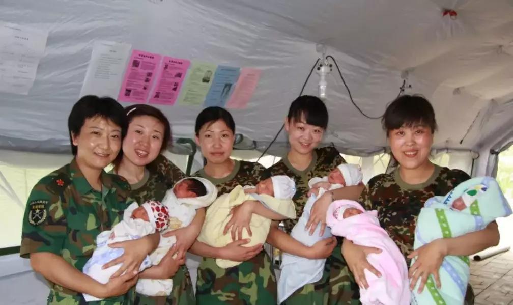 武汉方舱医院为何叫火神山雷神山,184小时抢建上海最大方舱医院