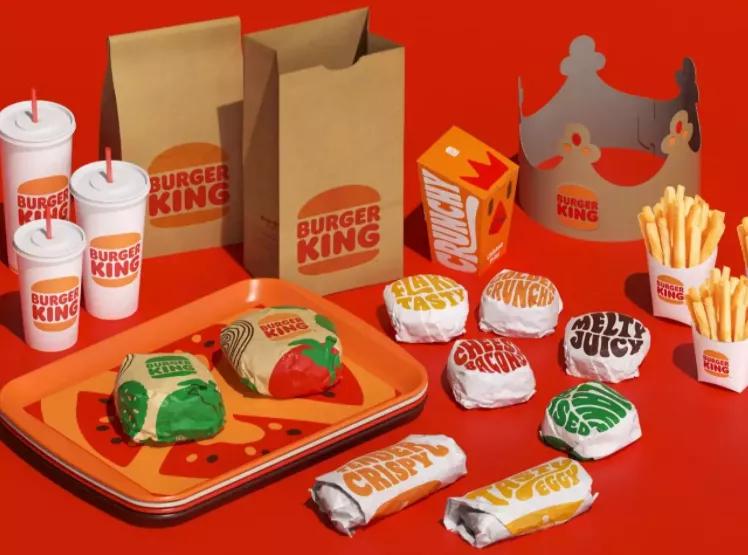 麦当劳全球换包装这次要走极简风,麦当劳派的包装怎么拆