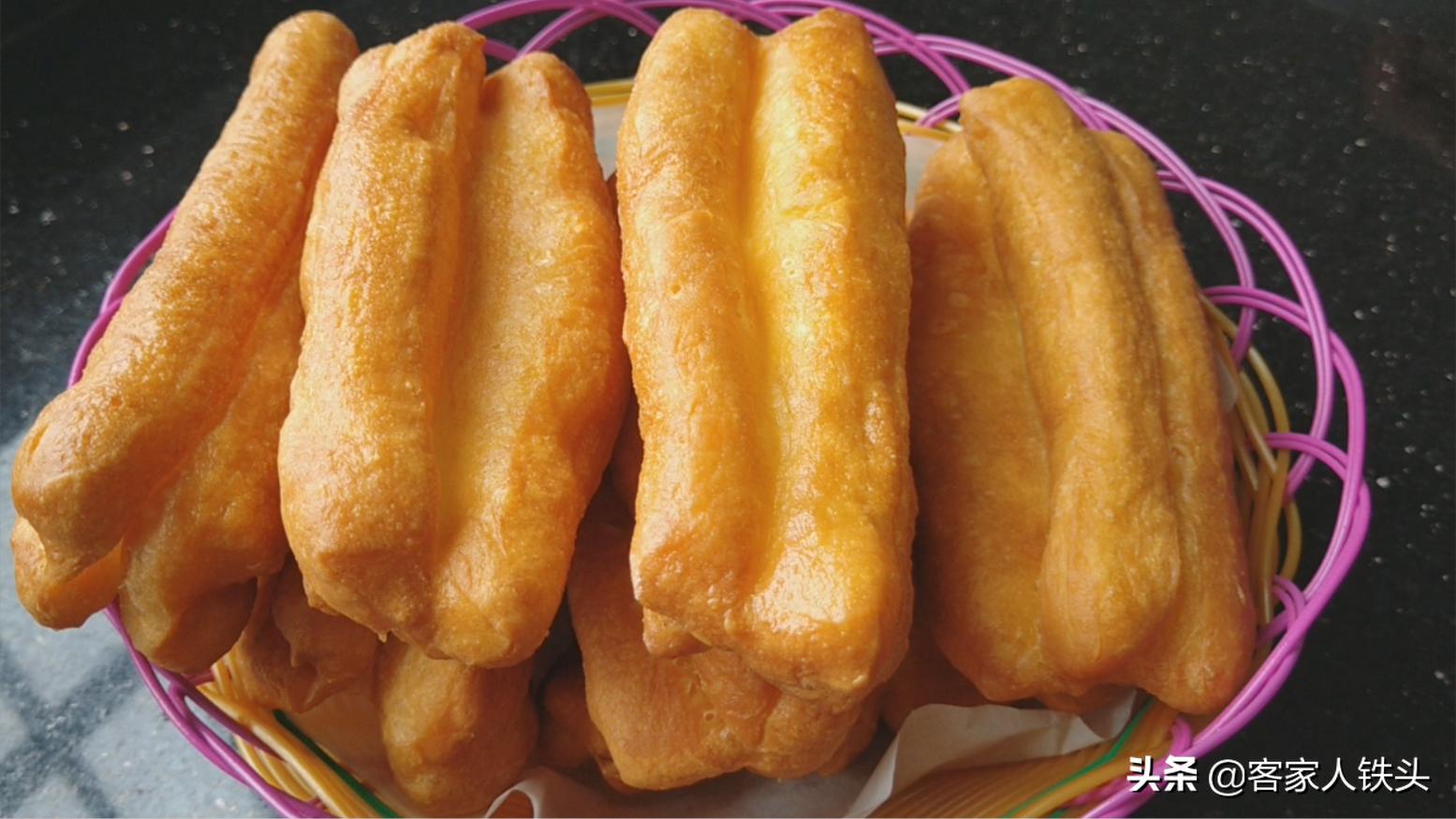 油条不用出去买教你在家制作,早餐不用出去买自制油条