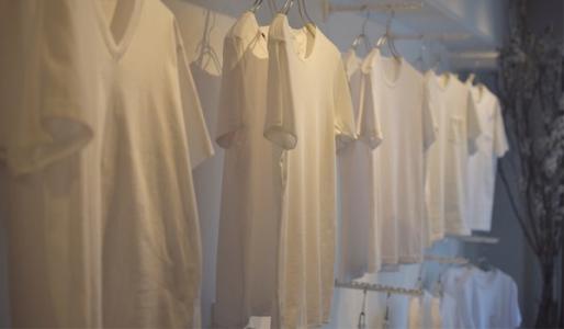 看日本老店的另类救赎!实体店还能这样玩?!