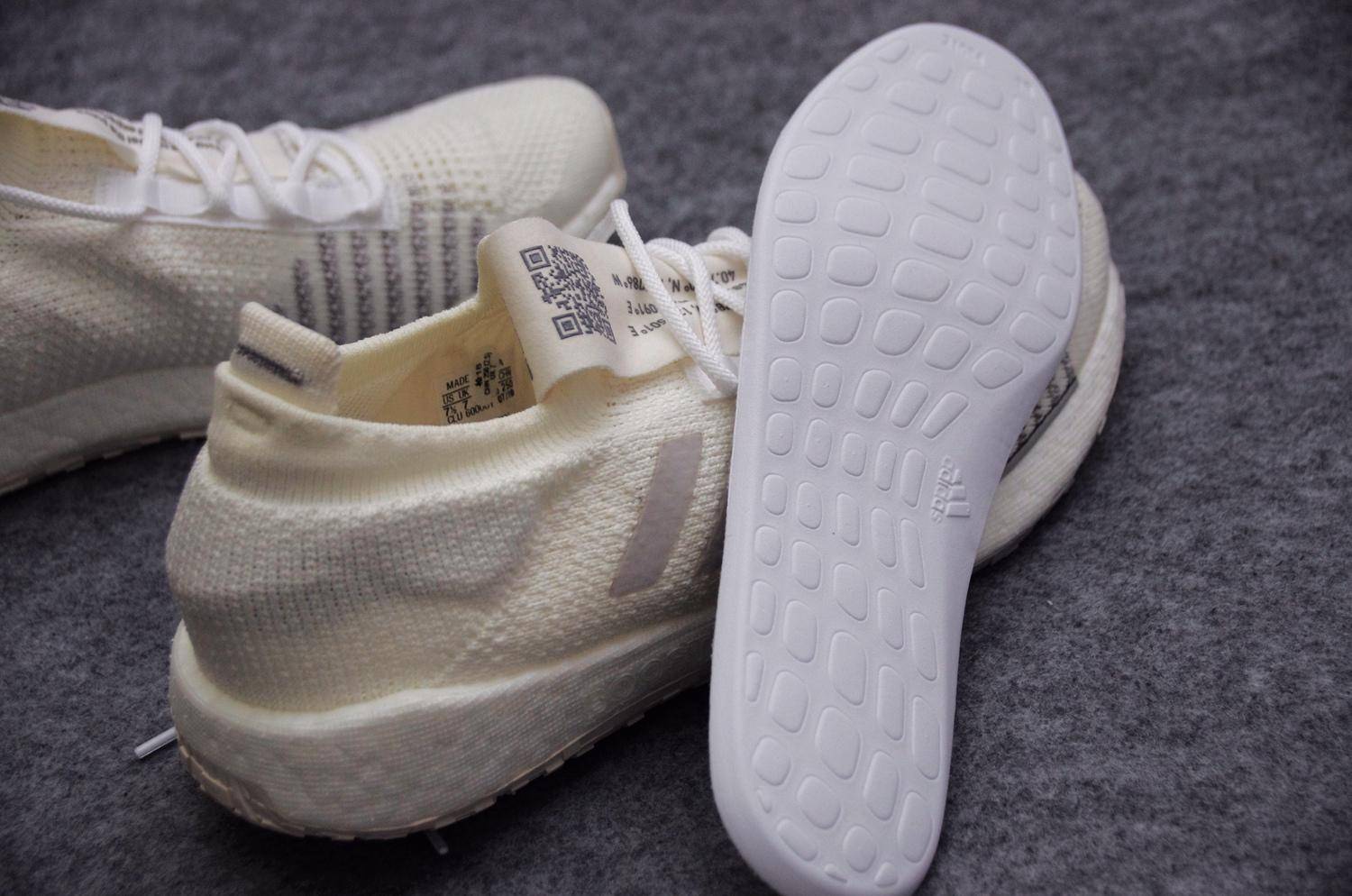 鞋子里面的小秘密——原厂与NB*级A**私人定制鞋垫到底有何不同？