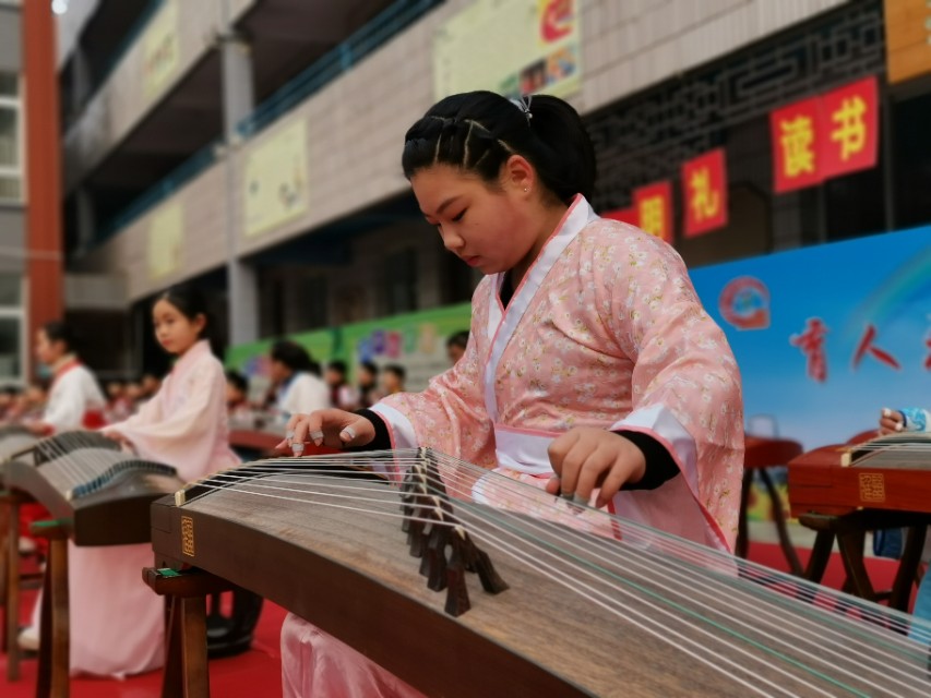 校园足球杯圆满落幕,华奥杯校园足球联赛