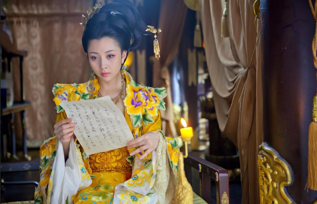 自古红颜多薄命,15岁嫁给姐夫当上皇后,最后却成为别人玩物!