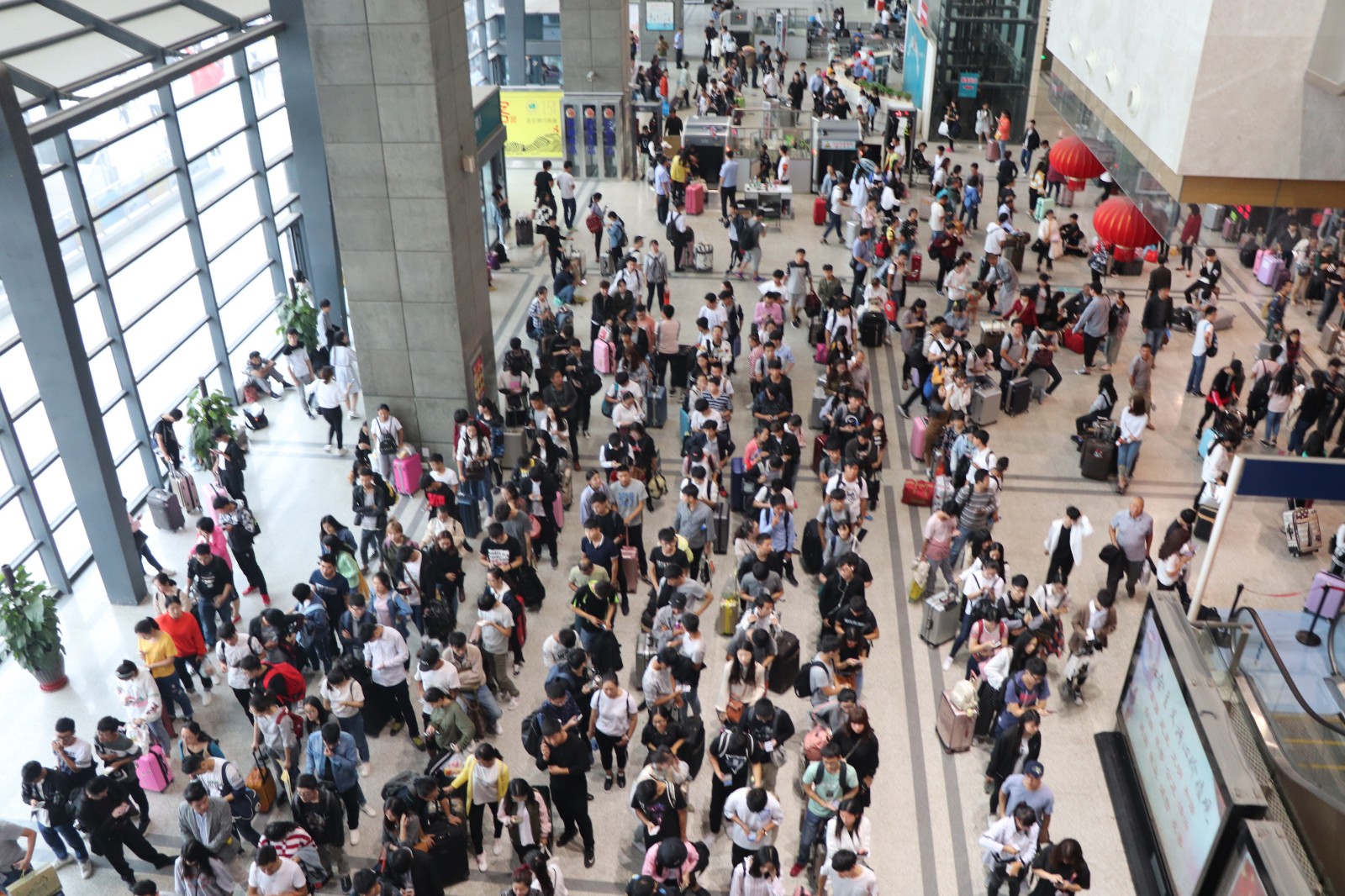 郑州长途汽车站买票小程序,郑州长途汽车站网上购票进站流程