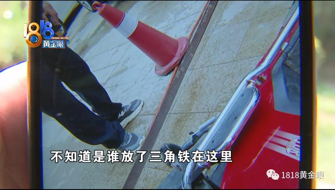 母女骑电动车过马路被撞,母女骑电动车被人撞
