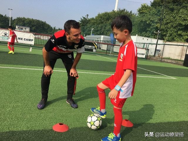 涓秴鍚勭鍐茬獊,涓秴缁忓吀鍐茬獊澶у叏