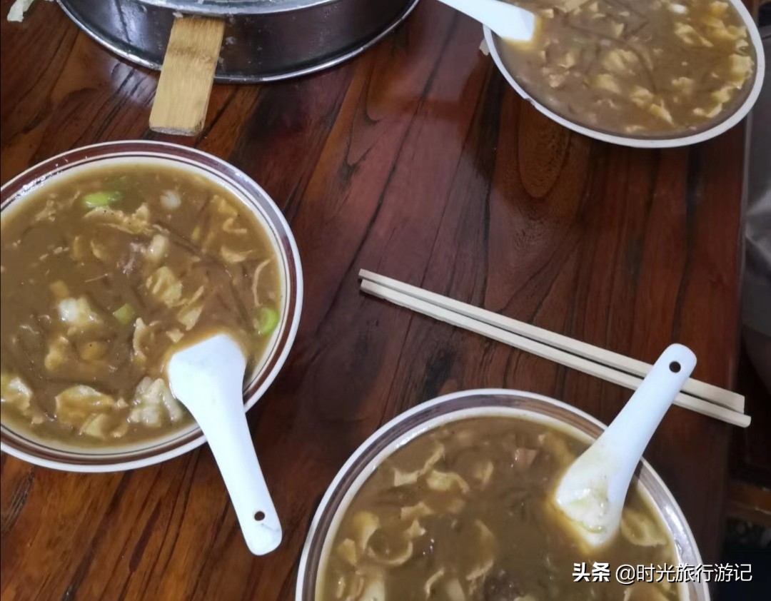 来河南旅游必带的胡辣汤,漯河疆游记特色美食