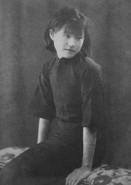 朱生豪：莎翁译者，写十年情书，醒来依旧觉得甚是爱你