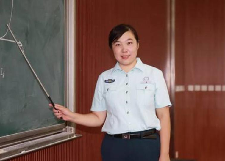 铁饭碗职业排行榜公务员仅排第四,全国最受欢迎的公务员