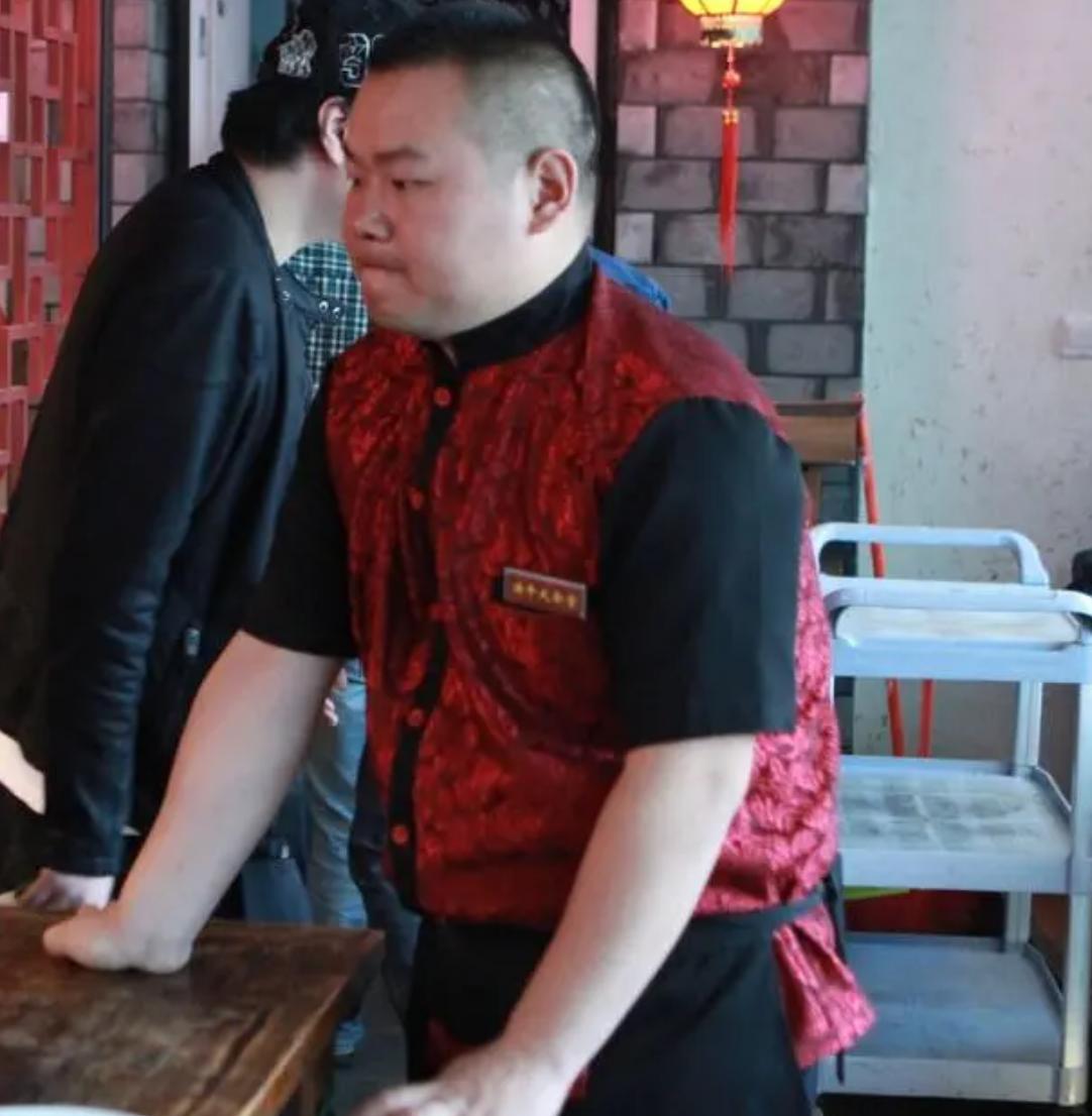 那些年岳云鹏唱火的歌,岳云鹏成名背后的辛酸之路