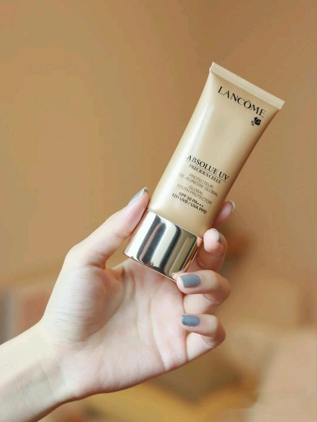 夏季最好用的防晒霜全身都可用,防晒霜推荐防紫外线高倍防晒