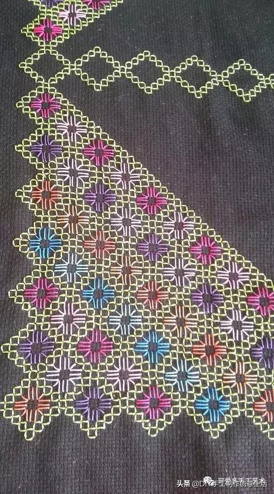 桌布花边的手工刺绣,刺绣桌布diy简单图案