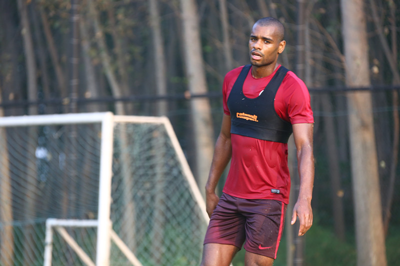 建业国庆往事（一）：泪洒奥体的最佳射手，明年会重返航体吗