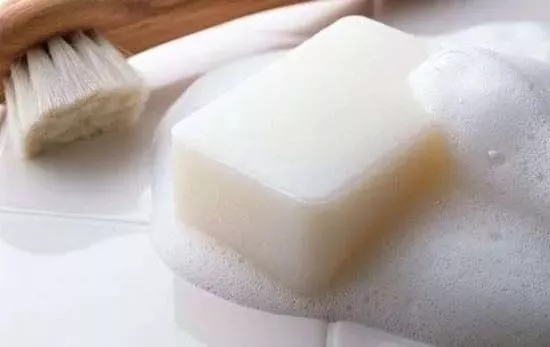 悠宜氨基酸洗面奶好用吗,雪玲妃氨基酸洗面奶好用吗