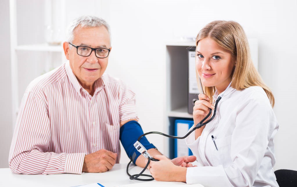 高血压与低血压哪个危害更大,高血压和低血压哪个危险一点