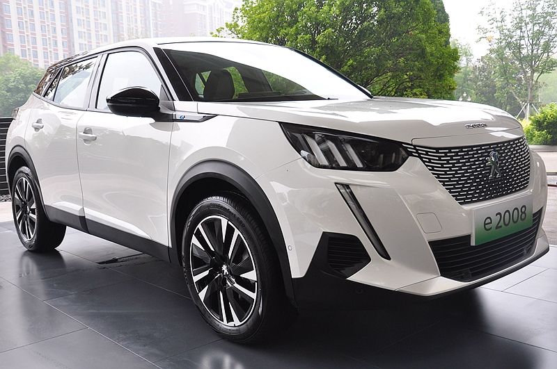 东风标致有一款动力强的车,驾驶感受最好的纯电动suv