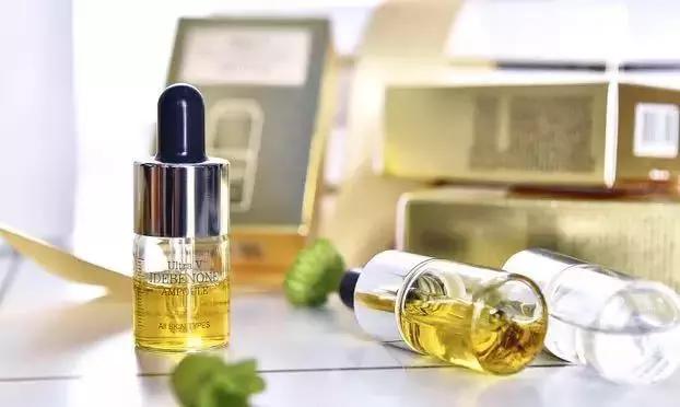 明星童颜秘诀，每1秒卖出10瓶的TA，素人高呼有效淡纹、去暗沉！