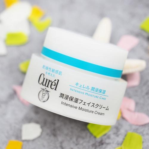 保湿修护防干裂面霜测评,保湿不油腻的面霜真实测评