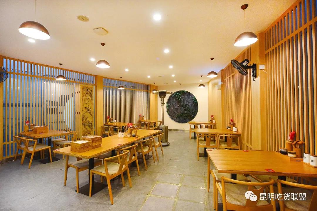 昆明老街附近哪家过桥米线好吃,昆明过桥米线百年老店哪家最正宗