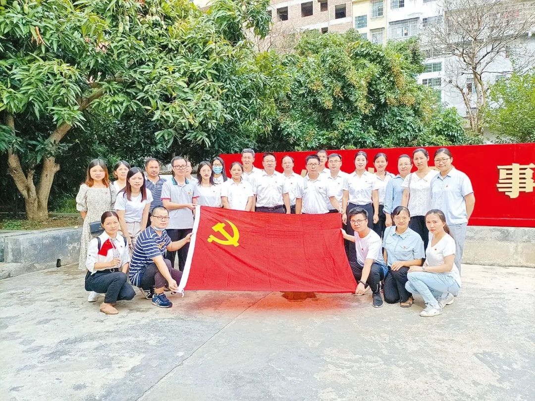 云浮中学校庆参加条件,云浮郁南纪念中学