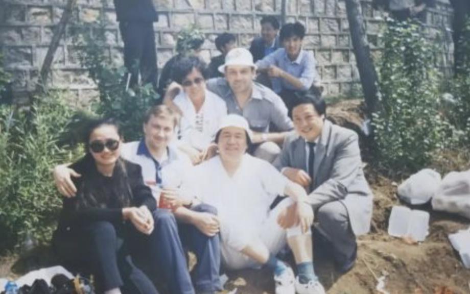 他靠两百元起家成江苏首富,两次入狱的上海前首富