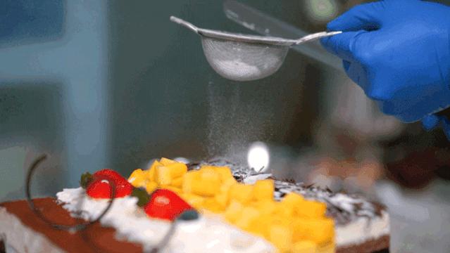 人均不到10元！买蛋糕送“熊猫”！火遍全国的网红蛋糕来啦