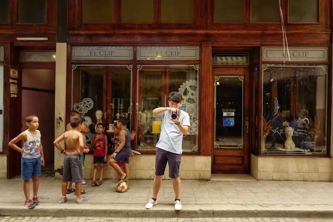 美国西海岸(碰撞)古巴哈瓦那