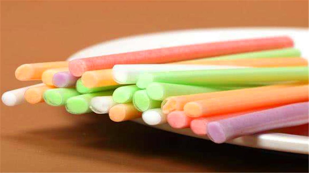 童年零食喔喔奶糖,童年记忆小零食奶糖