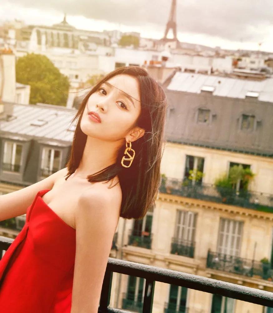 为啥相同的穿搭自己不穿不好看,同样的穿搭为什么别人穿更好看