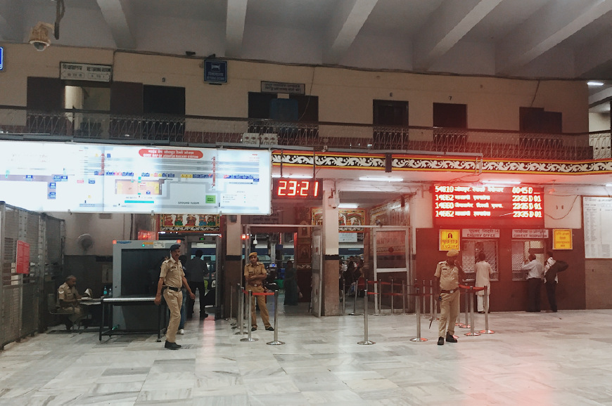 真正的印度火车2019,第一次乘坐印度的火车是什么体验