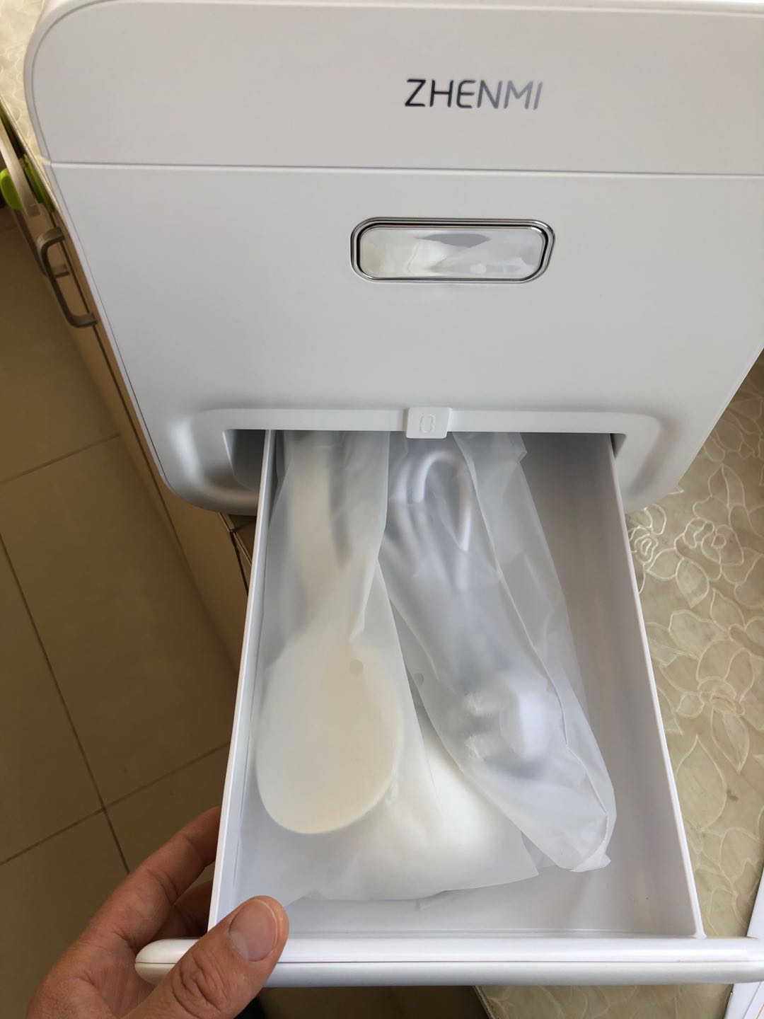 为女友买脱糖饭煲，换的打游戏一小时，值得！