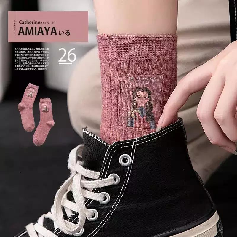 杨幂热巴穿的这些款式超出彩,杨幂热巴实力种草的牛仔外套