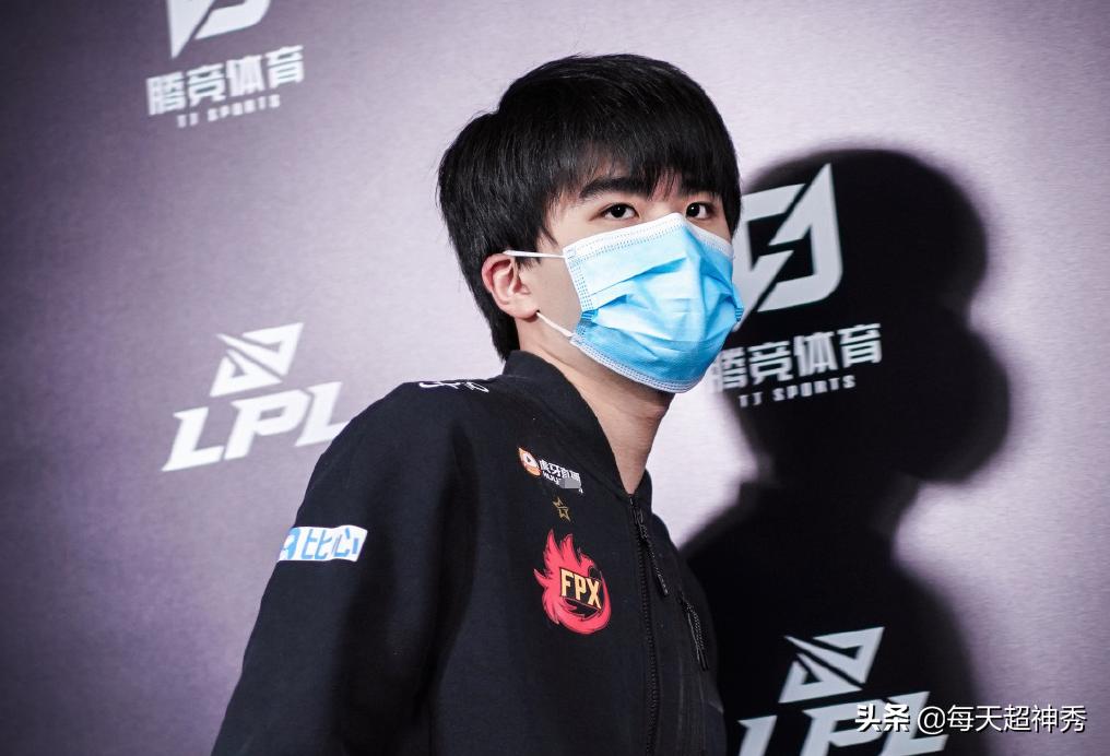 fpx击败wbgdoinb,FPX击败JDG引热议