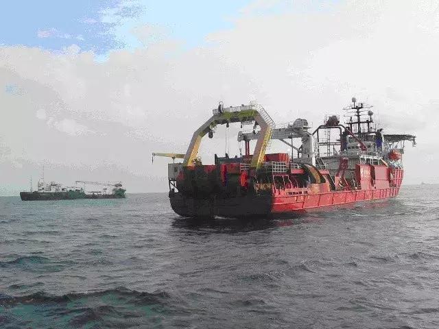 海底光缆这么长怎么安装的,海底光缆怎么铺设的费用谁出