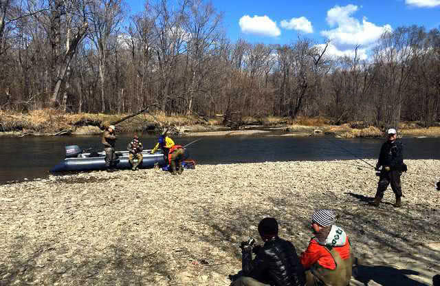 俄罗斯人是怎么钓鱼的,俄罗斯人钓鱼攻略